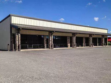 Storelọ ahịa ụlọ ahịa steel